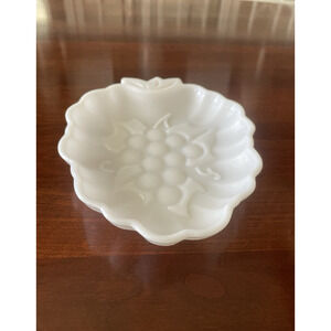 Vintage Hazel Atlas Milk Glass Grapes Dish Milk Glass Trinket Dish - Spoon Rest